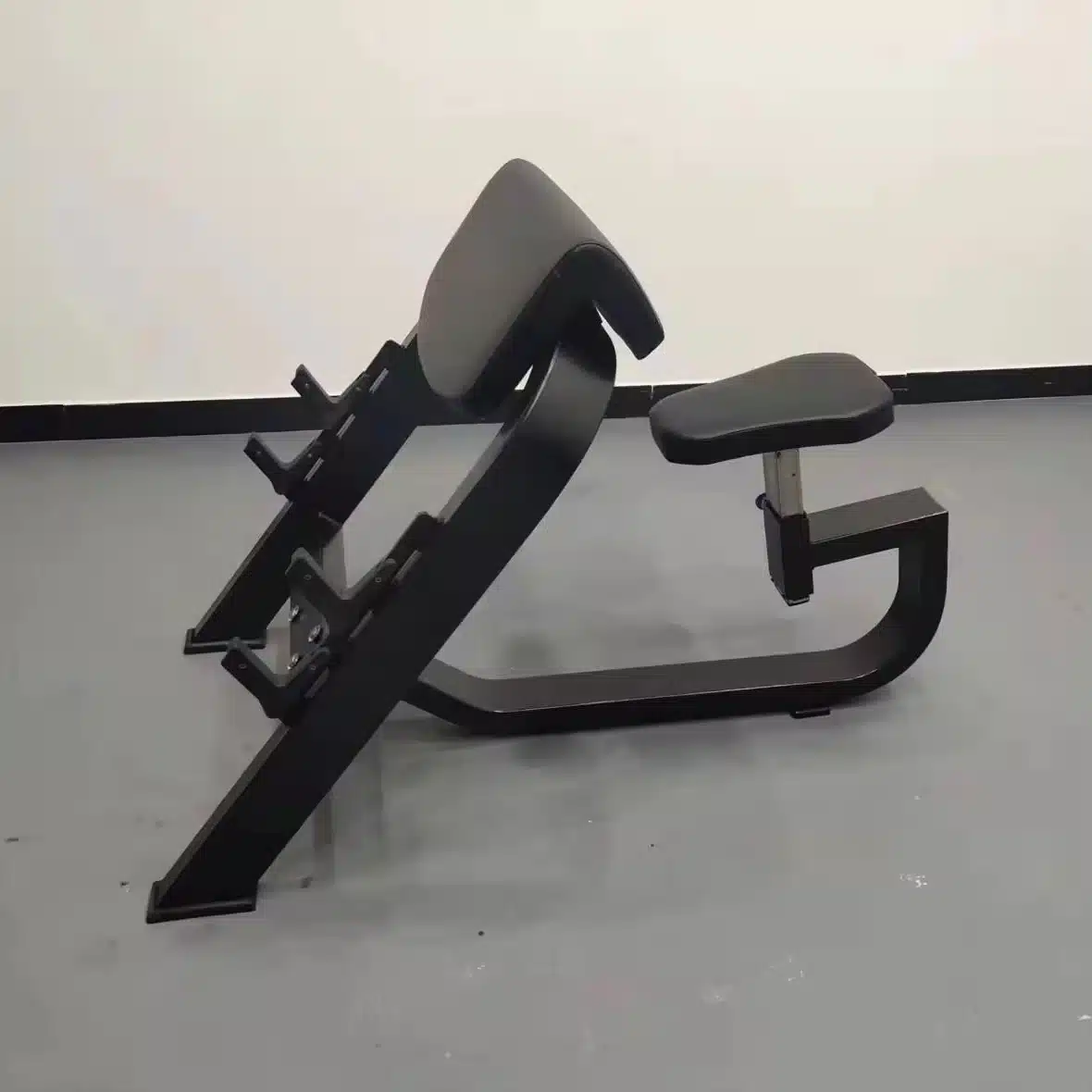 Preacher curl Bench Kenya &ndash; Buy Bench Press Machine Nairobi | Nairobi Fitness Hub